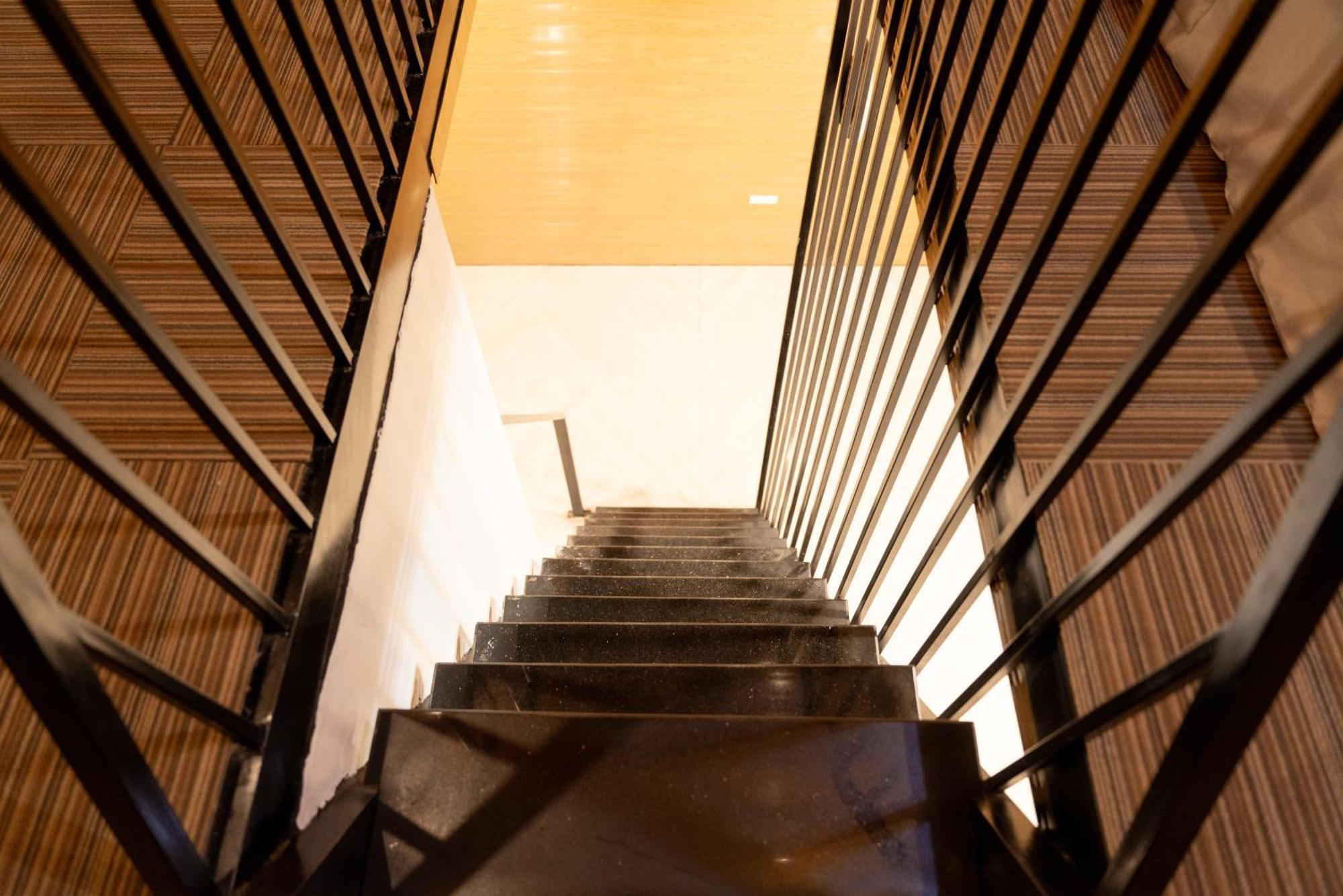 Sunny Bungalow & Hotel Ninh Binh Bagian luar foto